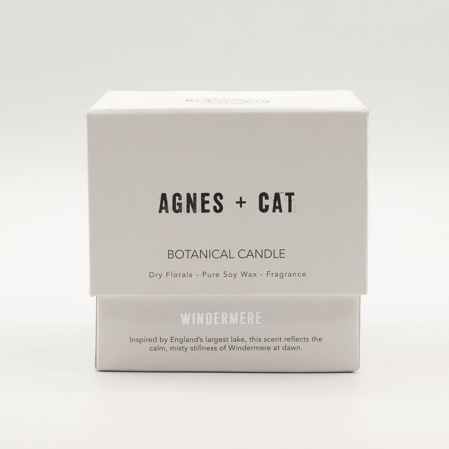 Agnes  & Cat Botanical Soy Wax Candle - Windermere