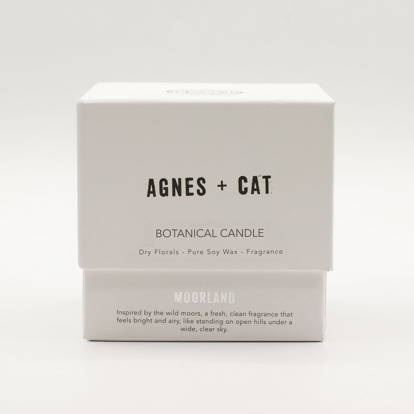Agnes  & Cat Botanical Soy Wax Candle - Moorland