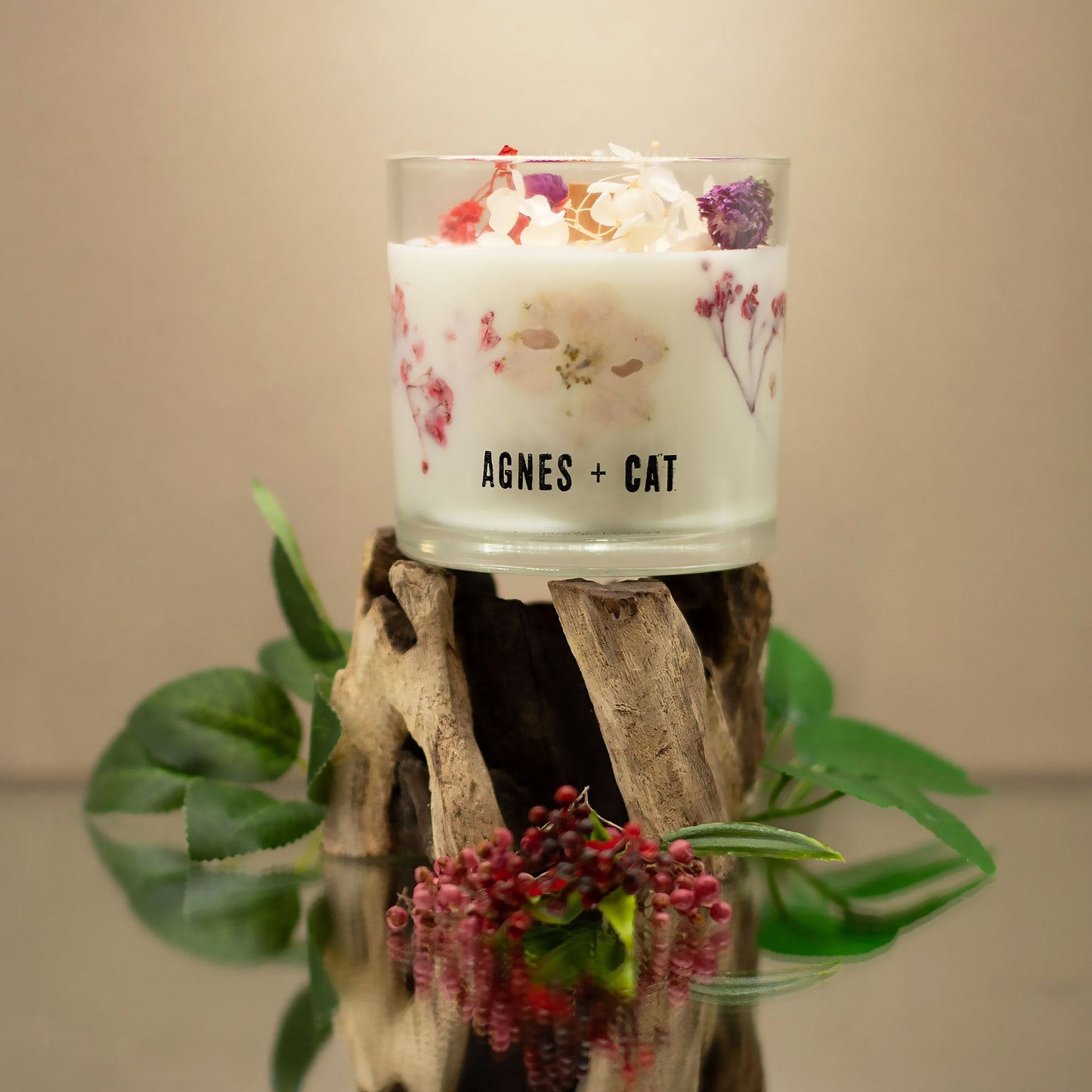 Agnes  & Cat Botanical Soy Wax Candle - Roses of Sawrey